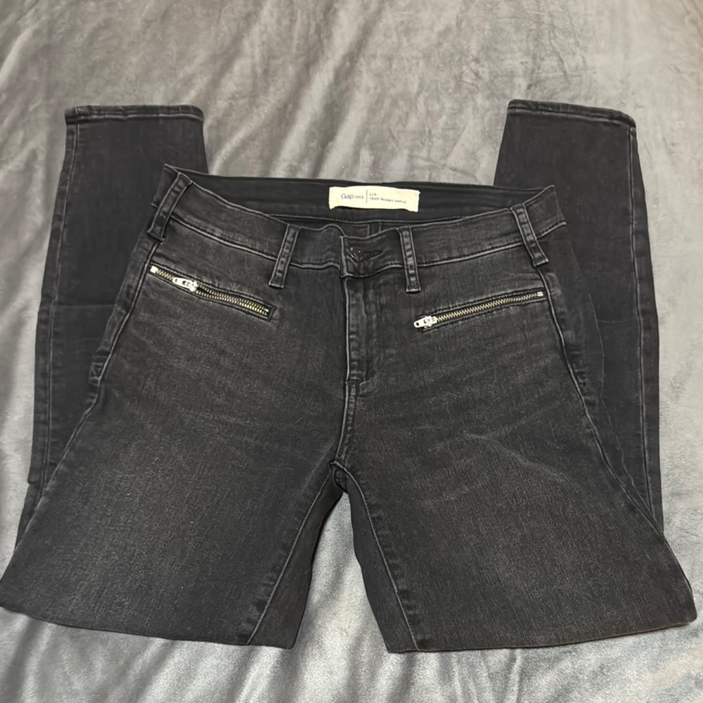 GAP Women's Dark Gray Skinny Jeans